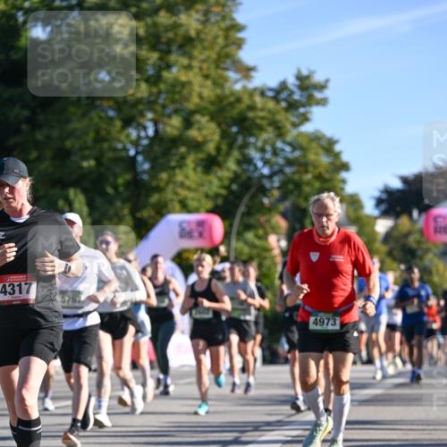 07.09.2025 - BARMER Alsterlauf Dr. Thomas Lammeyer http://msf.ph/oto/8710956 07.09.2025 09:37:58 Laufen 4317, 4973 meine-sportfotos.de