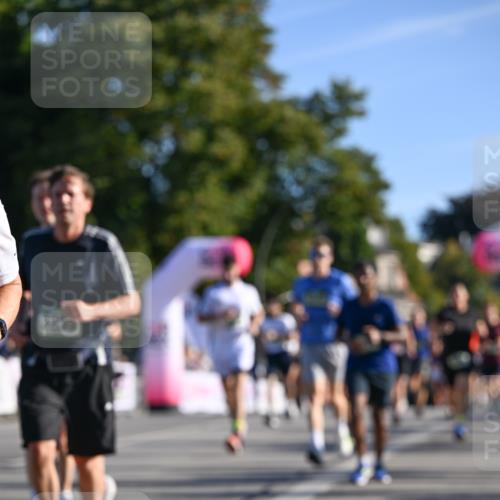 07.09.2025 - BARMER Alsterlauf Dr. Thomas Lammeyer http://msf.ph/oto/8710979 07.09.2025 09:38:02 Laufen  meine-sportfotos.de