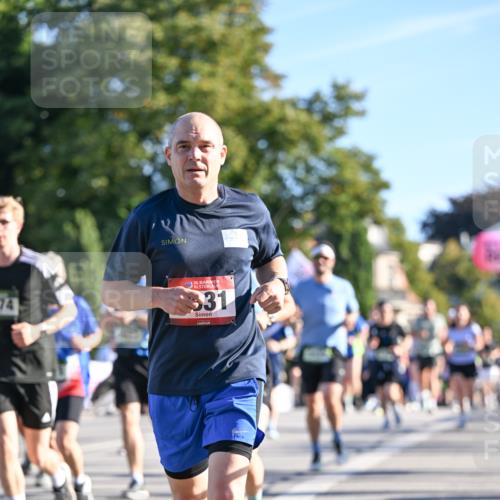 07.09.2025 - BARMER Alsterlauf Dr. Thomas Lammeyer http://msf.ph/oto/8711050 07.09.2025 09:38:14 Laufen 74, 36, 31 meine-sportfotos.de