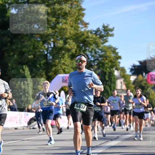 07.09.2025 - BARMER Alsterlauf Dr. Thomas Lammeyer http://msf.ph/oto/8711059 07.09.2025 09:38:16 Laufen 5437 meine-sportfotos.de
