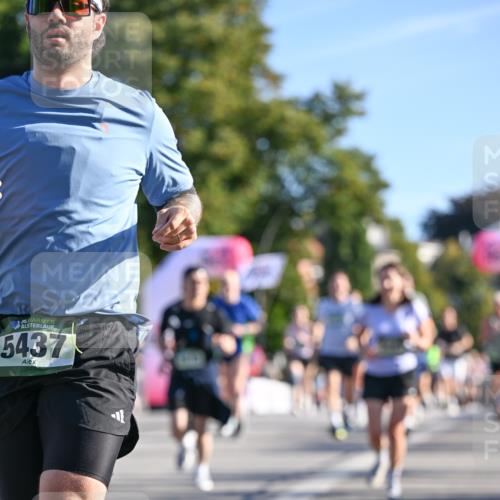 07.09.2025 - BARMER Alsterlauf Dr. Thomas Lammeyer http://msf.ph/oto/8711070 07.09.2025 09:38:18 Laufen 36, 5437 meine-sportfotos.de