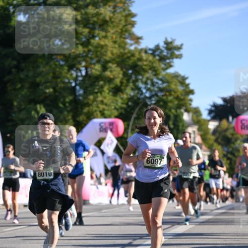 07.09.2025 - BARMER Alsterlauf Dr. Thomas Lammeyer http://msf.ph/oto/8711076 07.09.2025 09:38:19 Laufen 6097, 8010 meine-sportfotos.de