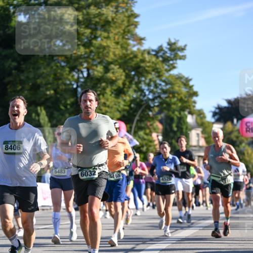 07.09.2025 - BARMER Alsterlauf Dr. Thomas Lammeyer http://msf.ph/oto/8711095 07.09.2025 09:38:23 Laufen 8406, 5483, 6032, 5485, 4529 meine-sportfotos.de