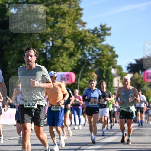 07.09.2025 - BARMER Alsterlauf Dr. Thomas Lammeyer http://msf.ph/oto/8711099 07.09.2025 09:38:23 Laufen 6032, 5485, 4528 meine-sportfotos.de