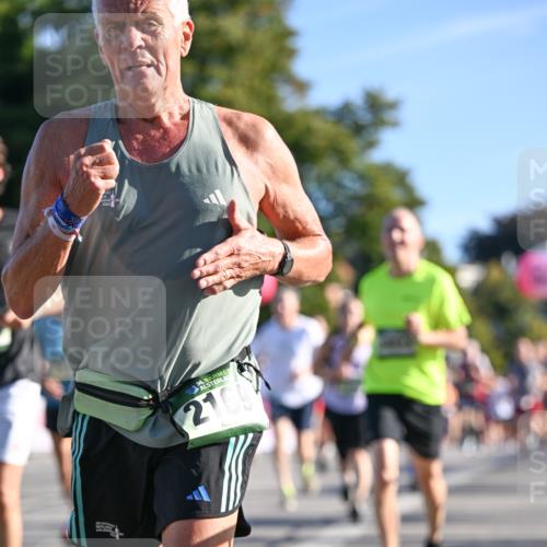 07.09.2025 - BARMER Alsterlauf Dr. Thomas Lammeyer http://msf.ph/oto/8711126 07.09.2025 09:38:28 Laufen 36, 2109 meine-sportfotos.de