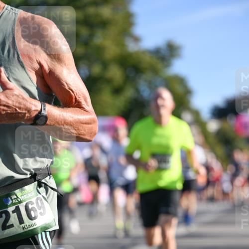 07.09.2025 - BARMER Alsterlauf Dr. Thomas Lammeyer http://msf.ph/oto/8711128 07.09.2025 09:38:28 Laufen 36, 1, 2169 meine-sportfotos.de