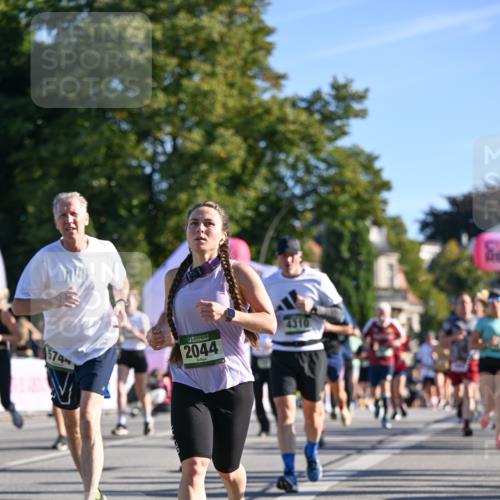 07.09.2025 - BARMER Alsterlauf Dr. Thomas Lammeyer http://msf.ph/oto/8711139 07.09.2025 09:38:30 Laufen 574, 2044, 4310 meine-sportfotos.de