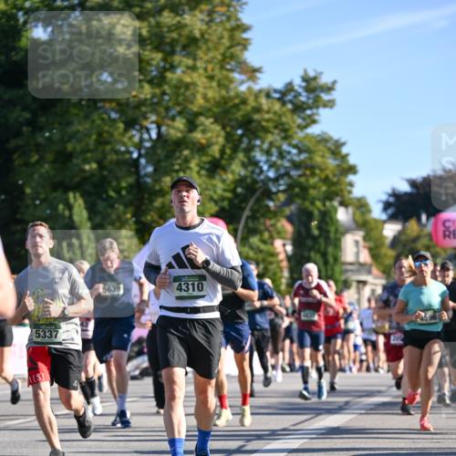 07.09.2025 - BARMER Alsterlauf Dr. Thomas Lammeyer http://msf.ph/oto/8711148 07.09.2025 09:38:32 Laufen 5337, 5639, 4310, 5 meine-sportfotos.de