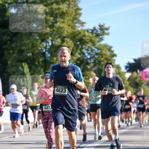 07.09.2025 - BARMER Alsterlauf Dr. Thomas Lammeyer http://msf.ph/oto/8711214 07.09.2025 09:38:42 Laufen 483, 4823, 365 meine-sportfotos.de