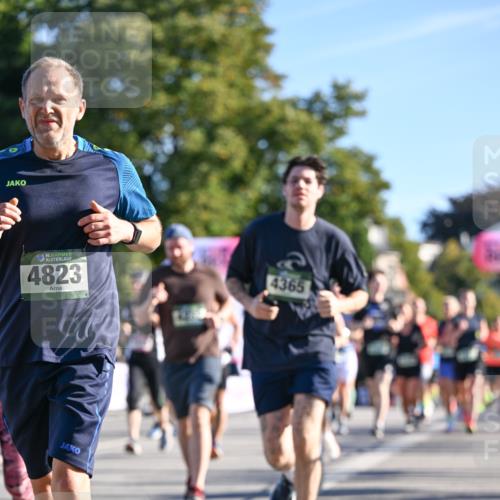 07.09.2025 - BARMER Alsterlauf Dr. Thomas Lammeyer http://msf.ph/oto/8711222 07.09.2025 09:38:43 Laufen 136, 4823, 4365 meine-sportfotos.de