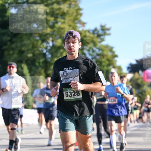 07.09.2025 - BARMER Alsterlauf Dr. Thomas Lammeyer http://msf.ph/oto/8711284 07.09.2025 09:38:52 Laufen 5328, 1236 meine-sportfotos.de