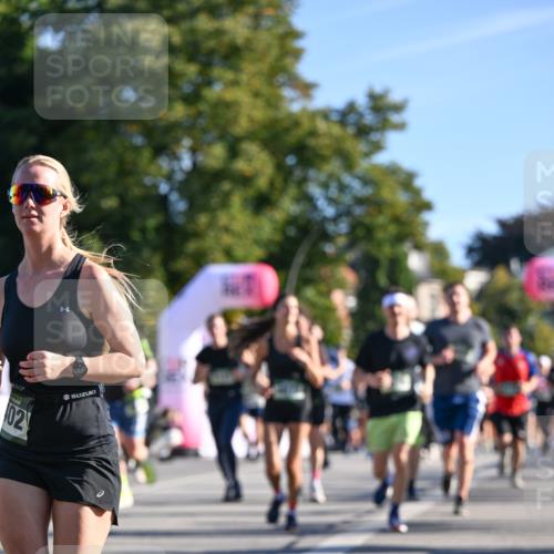 07.09.2025 - BARMER Alsterlauf Dr. Thomas Lammeyer http://msf.ph/oto/8711334 07.09.2025 09:39:01 Laufen 02 meine-sportfotos.de