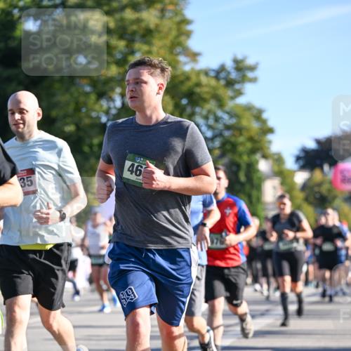 07.09.2025 - BARMER Alsterlauf Dr. Thomas Lammeyer http://msf.ph/oto/8711359 07.09.2025 09:39:05 Laufen 35, 46, 99, 2 meine-sportfotos.de