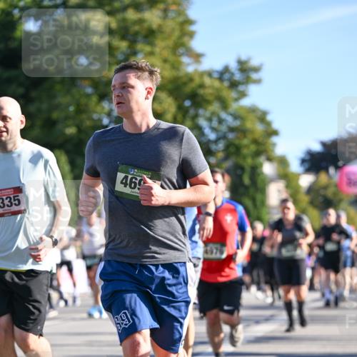 07.09.2025 - BARMER Alsterlauf Dr. Thomas Lammeyer http://msf.ph/oto/8711360 07.09.2025 09:39:06 Laufen 2, 335, 136, 469, 39 meine-sportfotos.de