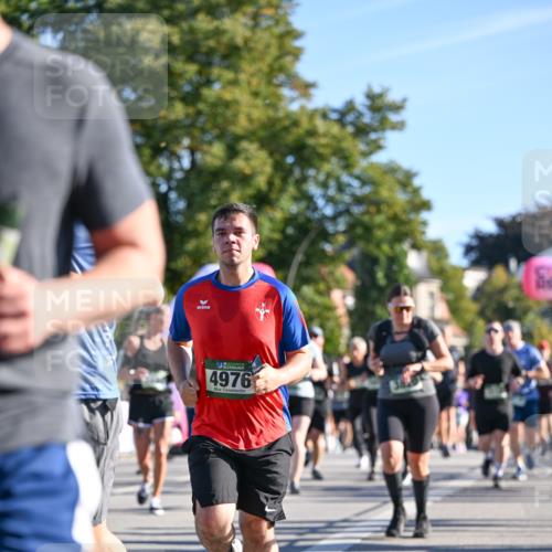 07.09.2025 - BARMER Alsterlauf Dr. Thomas Lammeyer http://msf.ph/oto/8711368 07.09.2025 09:39:07 Laufen 36, 4976 meine-sportfotos.de