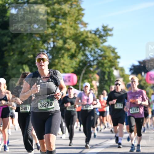 07.09.2025 - BARMER Alsterlauf Dr. Thomas Lammeyer http://msf.ph/oto/8711385 07.09.2025 09:39:09 Laufen 2481, 3820, 3114, 262 meine-sportfotos.de