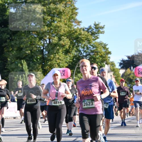 07.09.2025 - BARMER Alsterlauf Dr. Thomas Lammeyer http://msf.ph/oto/8711395 07.09.2025 09:39:11 Laufen 4635, 3522, 4960, 4812, 2623, 18, 8156, 8155 meine-sportfotos.de