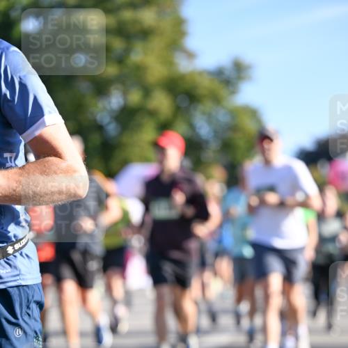 07.09.2025 - BARMER Alsterlauf Dr. Thomas Lammeyer http://msf.ph/oto/8711421 07.09.2025 09:39:15 Laufen  meine-sportfotos.de