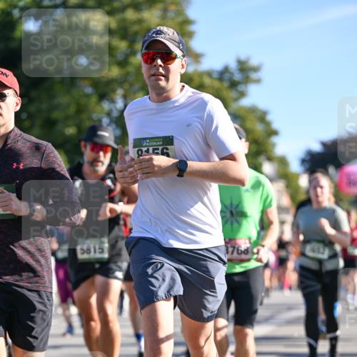 07.09.2025 - BARMER Alsterlauf Dr. Thomas Lammeyer http://msf.ph/oto/8711431 07.09.2025 09:39:17 Laufen 5815, 35, 0156, 3768 meine-sportfotos.de