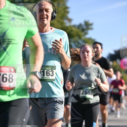 07.09.2025 - BARMER Alsterlauf Dr. Thomas Lammeyer http://msf.ph/oto/8711443 07.09.2025 09:39:19 Laufen 68, 36, 163, 2652 meine-sportfotos.de