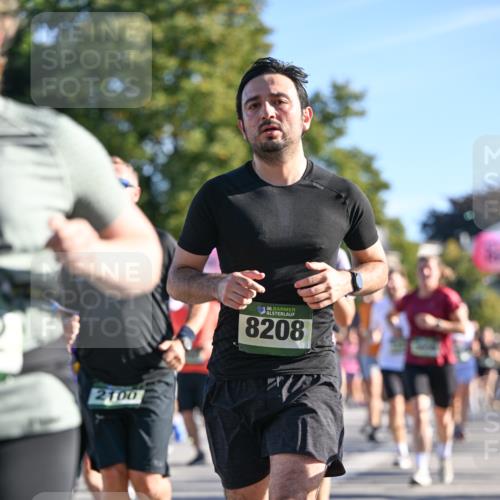 07.09.2025 - BARMER Alsterlauf Dr. Thomas Lammeyer http://msf.ph/oto/8711450 07.09.2025 09:39:20 Laufen 2100, 36, 8208 meine-sportfotos.de