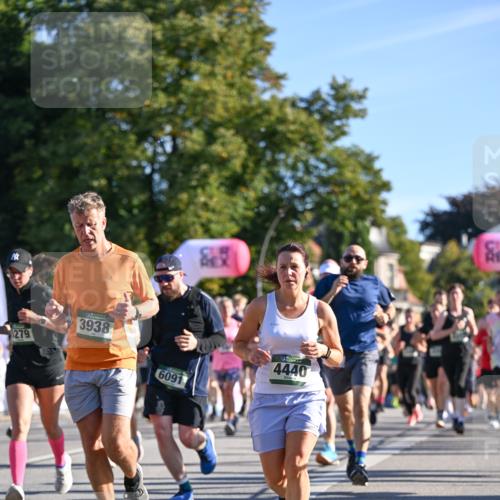 07.09.2025 - BARMER Alsterlauf Dr. Thomas Lammeyer http://msf.ph/oto/8711478 07.09.2025 09:39:25 Laufen 1279, 3938, 6091, 4440 meine-sportfotos.de