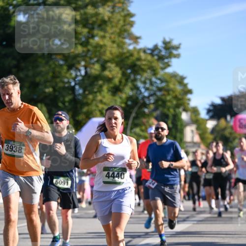 07.09.2025 - BARMER Alsterlauf Dr. Thomas Lammeyer http://msf.ph/oto/8711482 07.09.2025 09:39:25 Laufen 3938, 6091, 4440 meine-sportfotos.de