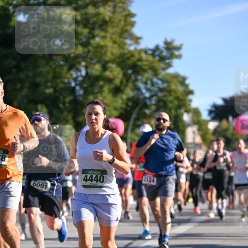 07.09.2025 - BARMER Alsterlauf Dr. Thomas Lammeyer http://msf.ph/oto/8711484 07.09.2025 09:39:25 Laufen 38, 6091, 4440, 2124 meine-sportfotos.de