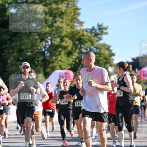 07.09.2025 - BARMER Alsterlauf Dr. Thomas Lammeyer http://msf.ph/oto/8711509 07.09.2025 09:39:29 Laufen 3215, 3496, 4301, 312 meine-sportfotos.de