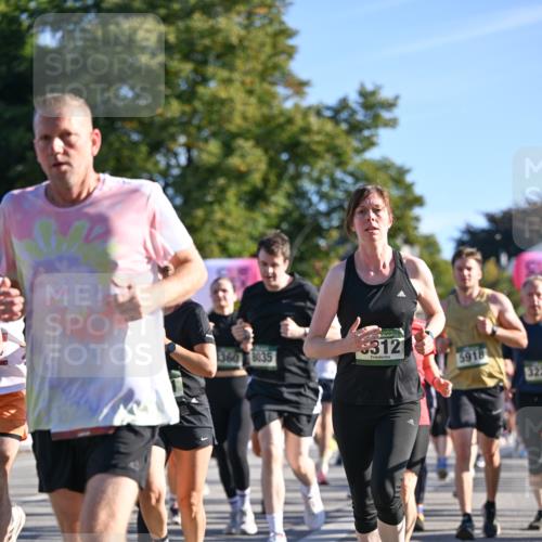 07.09.2025 - BARMER Alsterlauf Dr. Thomas Lammeyer http://msf.ph/oto/8711515 07.09.2025 09:39:30 Laufen 360, 8035, 312, 5918, 322 meine-sportfotos.de