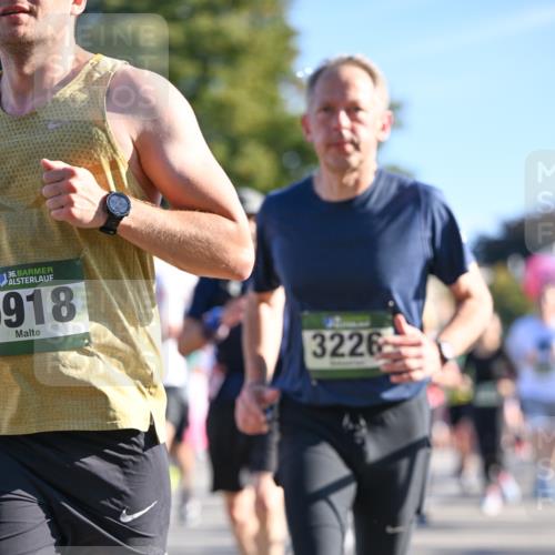 07.09.2025 - BARMER Alsterlauf Dr. Thomas Lammeyer http://msf.ph/oto/8711534 07.09.2025 09:39:34 Laufen 36, 5918, 3226 meine-sportfotos.de