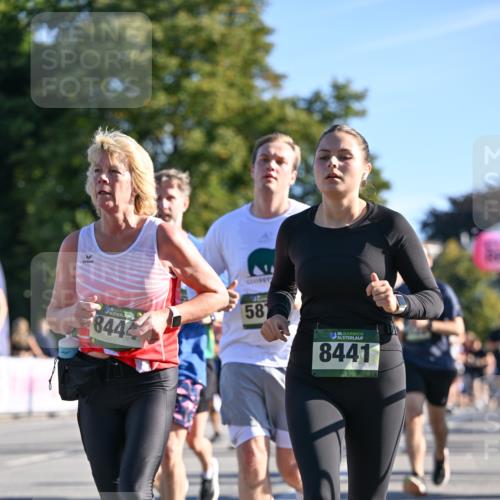 07.09.2025 - BARMER Alsterlauf Dr. Thomas Lammeyer http://msf.ph/oto/8711558 07.09.2025 09:39:38 Laufen 8444, 58, 36, 8441 meine-sportfotos.de