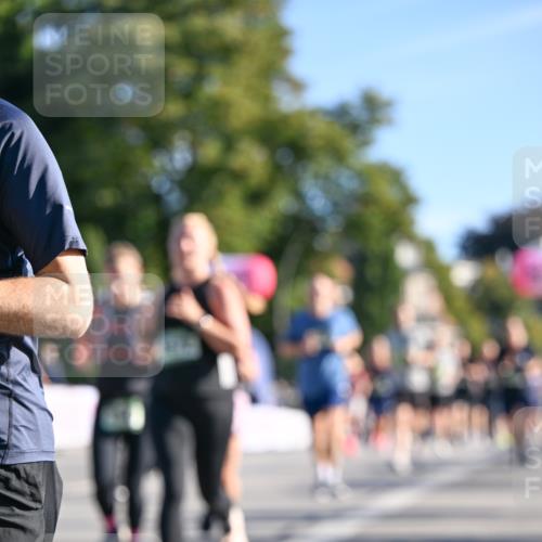 07.09.2025 - BARMER Alsterlauf Dr. Thomas Lammeyer http://msf.ph/oto/8711578 07.09.2025 09:39:41 Laufen  meine-sportfotos.de