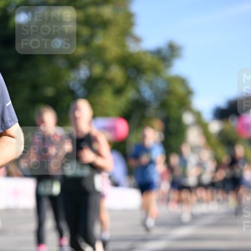 07.09.2025 - BARMER Alsterlauf Dr. Thomas Lammeyer http://msf.ph/oto/8711579 07.09.2025 09:39:41 Laufen  meine-sportfotos.de