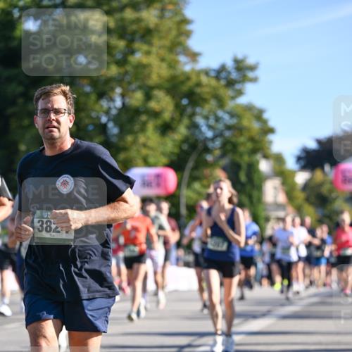 07.09.2025 - BARMER Alsterlauf Dr. Thomas Lammeyer http://msf.ph/oto/8711618 07.09.2025 09:39:48 Laufen 382 meine-sportfotos.de