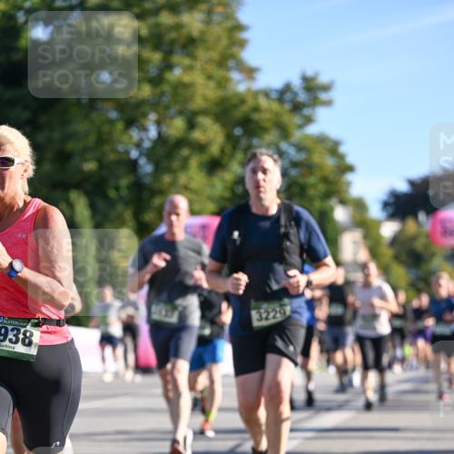 07.09.2025 - BARMER Alsterlauf Dr. Thomas Lammeyer http://msf.ph/oto/8711668 07.09.2025 09:39:56 Laufen 938, 32292 meine-sportfotos.de