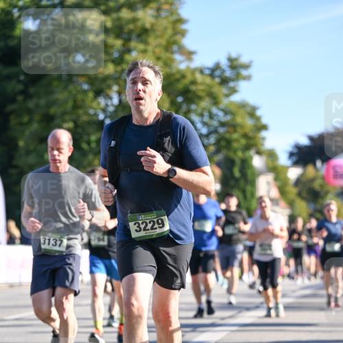 07.09.2025 - BARMER Alsterlauf Dr. Thomas Lammeyer http://msf.ph/oto/8711673 07.09.2025 09:39:57 Laufen 3137, 3229 meine-sportfotos.de