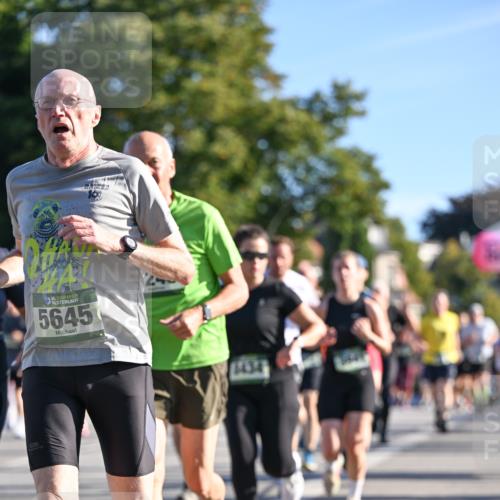 07.09.2025 - BARMER Alsterlauf Dr. Thomas Lammeyer http://msf.ph/oto/8711745 07.09.2025 09:40:10 Laufen 36, 5645, 1434 meine-sportfotos.de