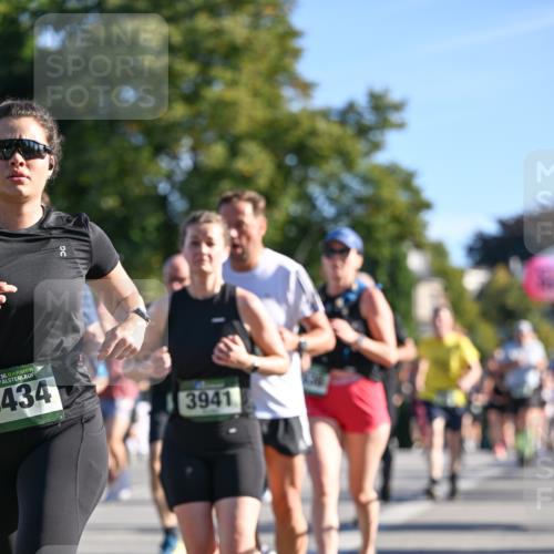 07.09.2025 - BARMER Alsterlauf Dr. Thomas Lammeyer http://msf.ph/oto/8711757 07.09.2025 09:40:11 Laufen 434, 3941 meine-sportfotos.de