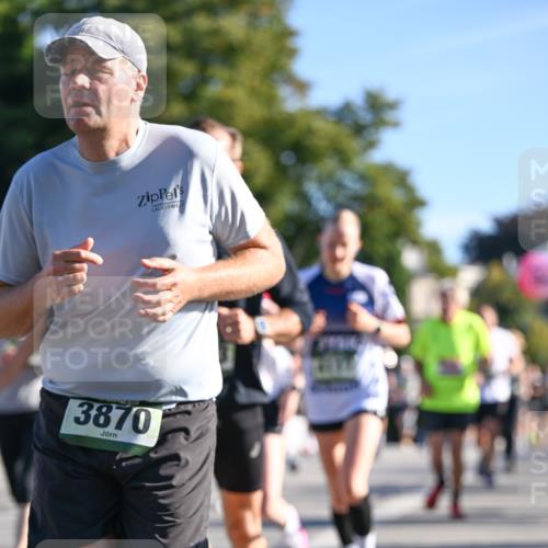 07.09.2025 - BARMER Alsterlauf Dr. Thomas Lammeyer http://msf.ph/oto/8711812 07.09.2025 09:40:21 Laufen 3870 meine-sportfotos.de