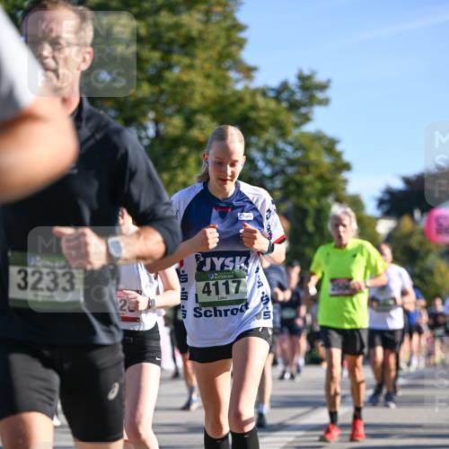 07.09.2025 - BARMER Alsterlauf Dr. Thomas Lammeyer http://msf.ph/oto/8711818 07.09.2025 09:40:21 Laufen 3233, 23, 36, 4117, 7 meine-sportfotos.de