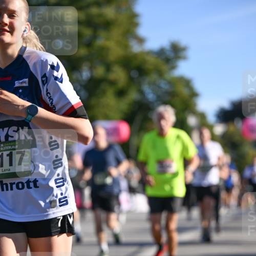 07.09.2025 - BARMER Alsterlauf Dr. Thomas Lammeyer http://msf.ph/oto/8711826 07.09.2025 09:40:23 Laufen 36, 117 meine-sportfotos.de