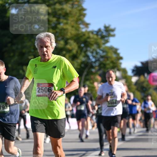 07.09.2025 - BARMER Alsterlauf Dr. Thomas Lammeyer http://msf.ph/oto/8711832 07.09.2025 09:40:24 Laufen 793, 2017, 36, 2506 meine-sportfotos.de