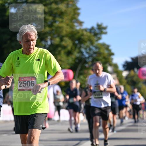 07.09.2025 - BARMER Alsterlauf Dr. Thomas Lammeyer http://msf.ph/oto/8711834 07.09.2025 09:40:24 Laufen 2017, 36, 2506 meine-sportfotos.de