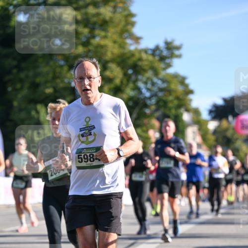07.09.2025 - BARMER Alsterlauf Dr. Thomas Lammeyer http://msf.ph/oto/8711845 07.09.2025 09:40:26 Laufen 2017, 200, 136, 598 meine-sportfotos.de