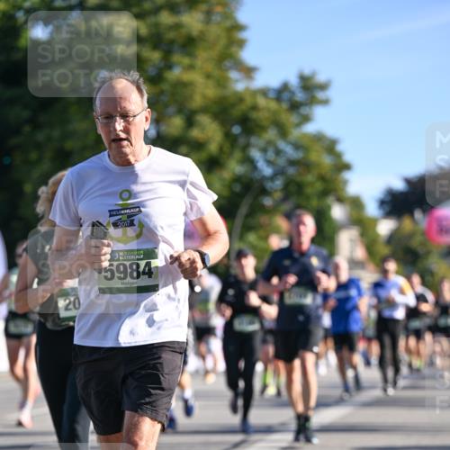 07.09.2025 - BARMER Alsterlauf Dr. Thomas Lammeyer http://msf.ph/oto/8711847 07.09.2025 09:40:26 Laufen 20, 2017, 36, 5984 meine-sportfotos.de
