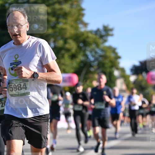 07.09.2025 - BARMER Alsterlauf Dr. Thomas Lammeyer http://msf.ph/oto/8711849 07.09.2025 09:40:27 Laufen 20, 20, 36, 5984, 54 meine-sportfotos.de