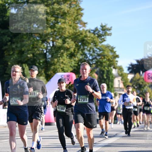 07.09.2025 - BARMER Alsterlauf Dr. Thomas Lammeyer http://msf.ph/oto/8711854 07.09.2025 09:40:27 Laufen 270, 4191, 4180, 2701 meine-sportfotos.de