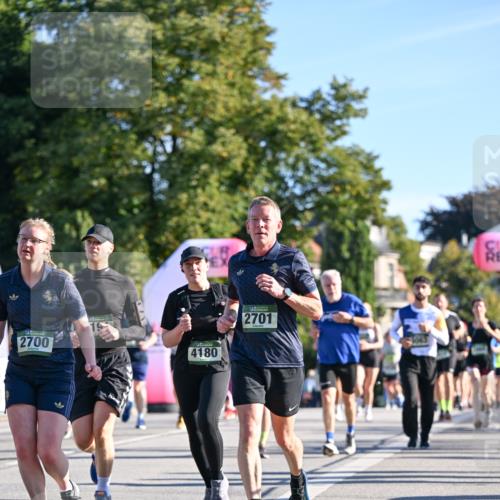 07.09.2025 - BARMER Alsterlauf Dr. Thomas Lammeyer http://msf.ph/oto/8711855 07.09.2025 09:40:27 Laufen 2700, 4180, 2701 meine-sportfotos.de