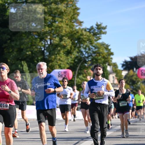 07.09.2025 - BARMER Alsterlauf Dr. Thomas Lammeyer http://msf.ph/oto/8711877 07.09.2025 09:40:31 Laufen 019, 3063, 3960 meine-sportfotos.de